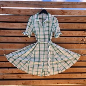 Calvin Klein Elegant Green Checkered Midi Dress